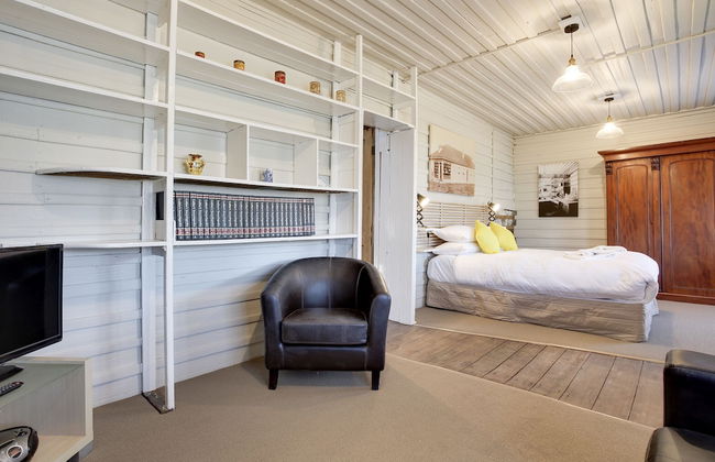 White's Corner - Photo 9