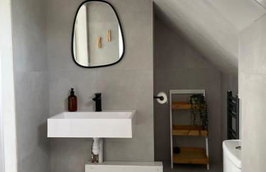 The Pines, by Birch Stays - Photo 22