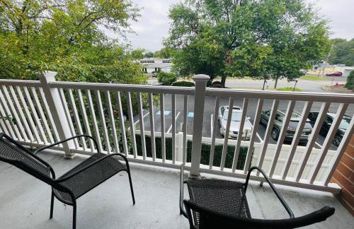 Freshly Renovated 2BR2BA Apt Walk-In Closet - Foto 14
