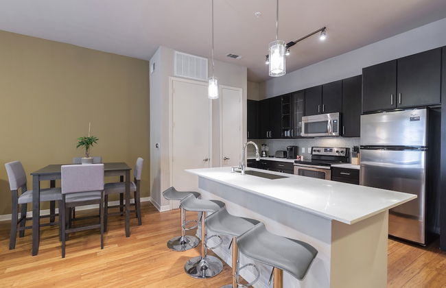 Luxury Med Center Fully Equipped King Sized Bed Condos - Foto 36