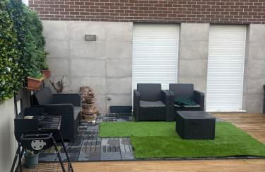 2BR Retreat in Lumiar near airport w Patio - Foto 16