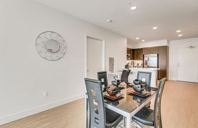 Stylish 2BR Near Dodgers Stadium by Oneluxstay - Foto 36