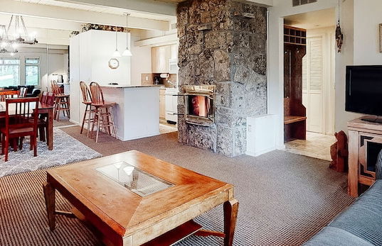 Aspenwood - CoralTree Residence Collection - Photo 19