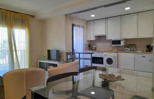 APARTAMENTO DUPLEX con piscinas y MARAVILLOSAS VISTAS AL MAR - Photo 6