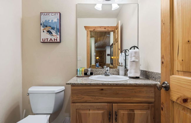 Lazy Bear Log Cabin Canyons Park - Foto 6