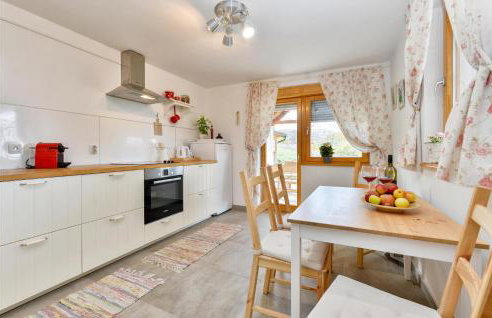 3 Bedroom Beautiful Home In Piscanovec - Foto 6