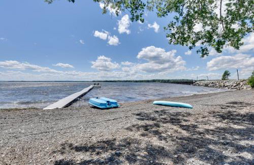 Lakefront Retreat with Shared Dock and Fire Pit! - Foto 28