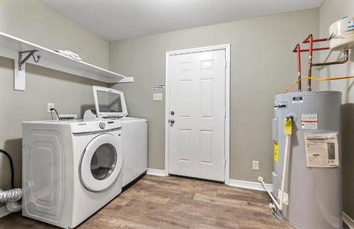 Renovated Home Perfect for Family - Foto 20