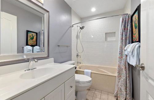 Fountain of Youth House - Scenic Downtown Retreat - Foto 28