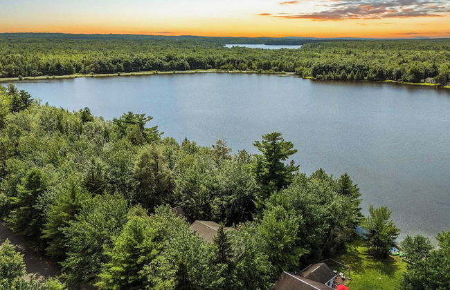 Tranquil Waterside by Avantstay Lakefront + Dock, Game Room, Views - Foto 48