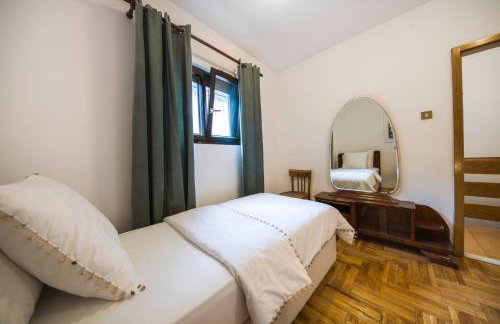 Quiet Villa near Split, Heated Pool, View, Nature - Foto 21