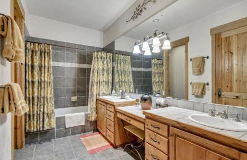 Sundance Splendor- 5-Bed Cabin Oasis with Majestic Mountain Views - Foto 52