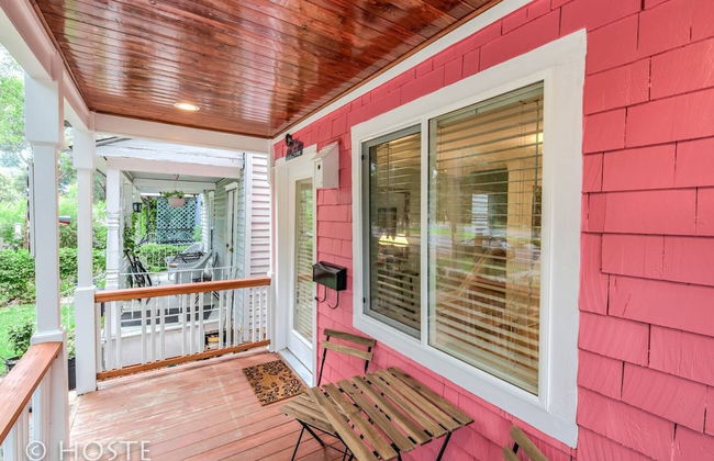 Perfect Cottage Downtown Great Patio! - Photo 28