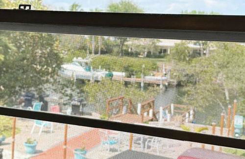 Waterfront corner 2/1 Apt - Foto 26