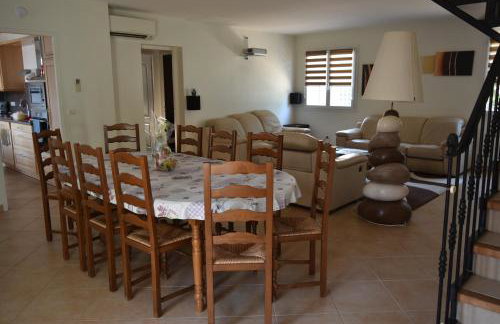 villa classée 4 étoiles avec piscine et boulodrome - Photo 15