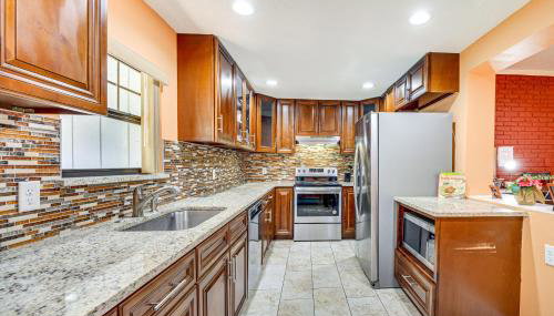 Covered Deck, Large Yard! Pet-Friendly Jax Escape! - Foto 3