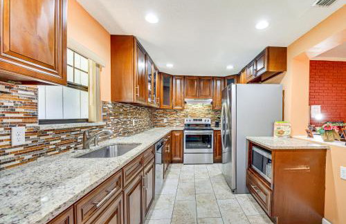 Covered Deck, Large Yard! Pet-Friendly Jax Escape! - Foto 3