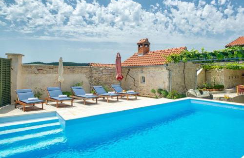 Villa Asteralis - Foto 1