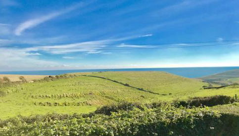 Spacious Coastal Home with Stunning Sea Views - Foto 2