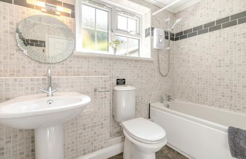 3 Bed in Cambrose oc-h29392 - Photo 11