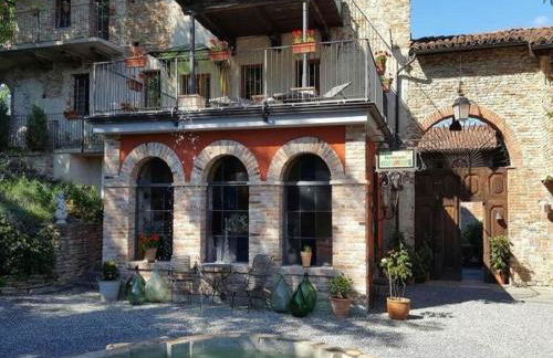 Mansion in Langhe With Pool and Winery Charm - Foto 12