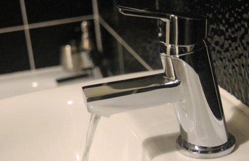 StayNEC Coach House Birmingham - For Company, Contractor & Leisure Stays - NEC, HS2, JLR, Airport - Foto 37