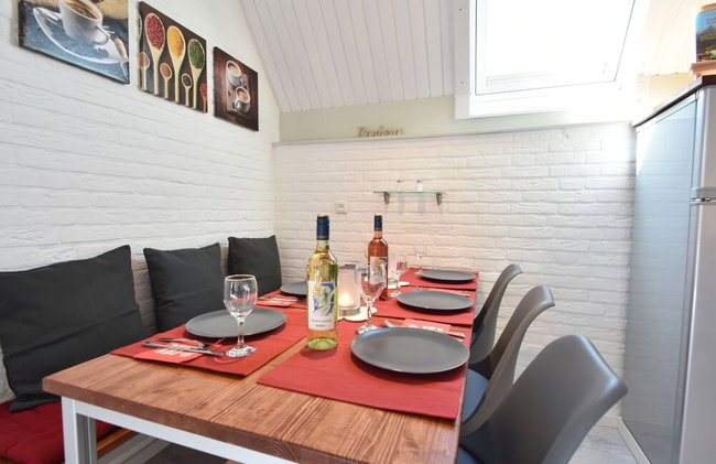 Snug Holiday Home in Herkingen with Hot Tub in Garden - Foto 21