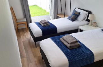 NEW 3 bedrooms Flat in Ashford near Heathrow - Foto 24