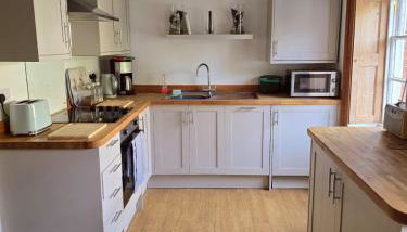 Stunning 1 bedroom self contained apartment - Foto 5