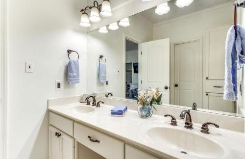 Pool, Fire Pit and Tennis Court Gem in Bay St Louis - Foto 13