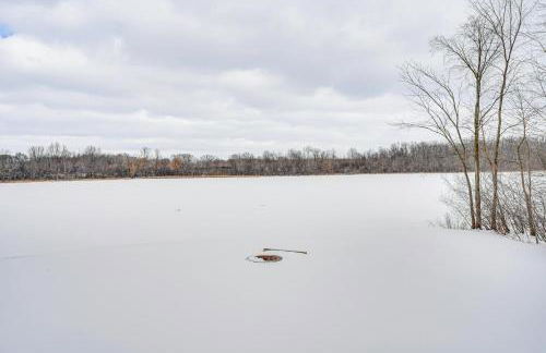 Lakefront Escape with Deck 10 Mi to Ann Arbor! - Foto 26