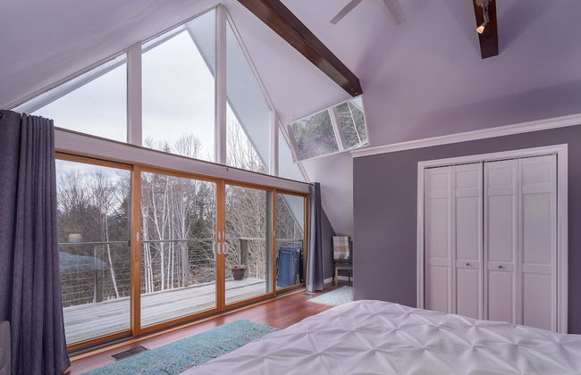 Classic Stowe Ski 3 Bedroom Chalet by RedAwning - Photo 3