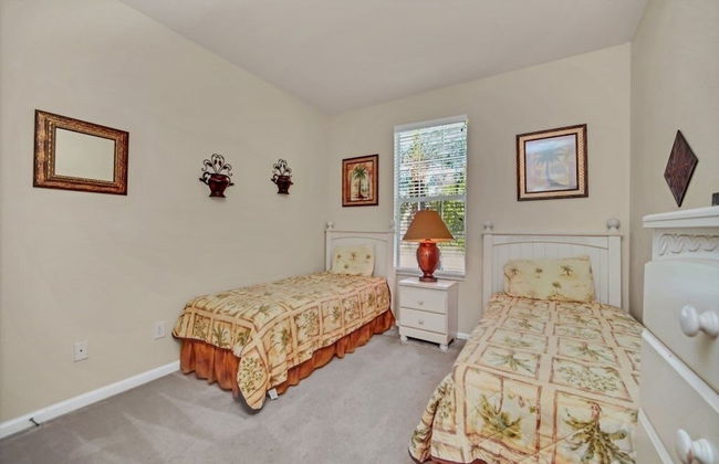 Private Pool & Spa Near Disney! 4 Bedroom Villa - Foto 7