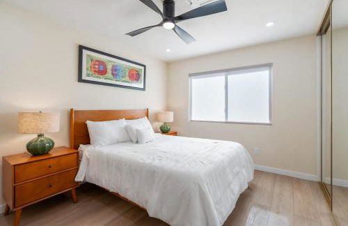 Urban Oasis - Just Remodeled - Photo 5