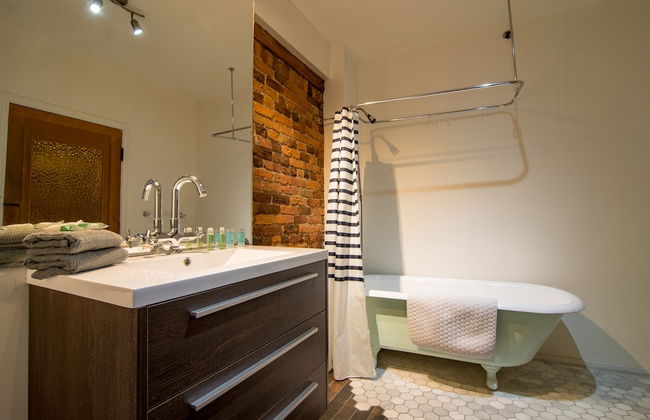 1858 Upscale Lofts in Old Montreal by Nuage - Foto 58