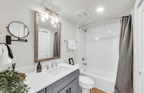 RG 2-3 DT Dallas l FIFA WORLD CUP READY l 5 Min from Love Field - Foto 13