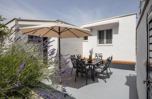 Guest house LUCIJA with swimming pool - Photo 24