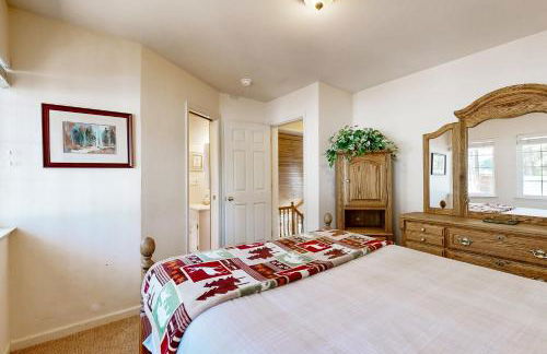 Little Pinecone Retreat - Photo 23