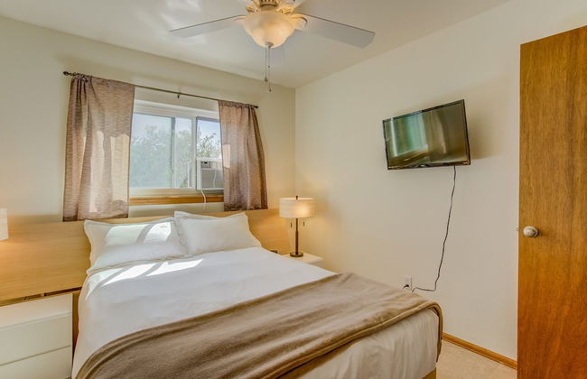 4 BR Country Home in Suburbs W/trails & Parks - Foto 3