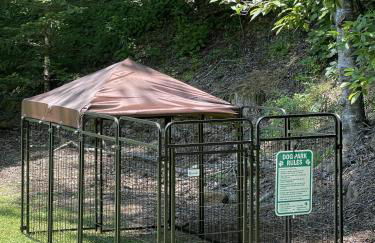 Twin Ponds Retreat-pond Hot Tub Fire Pit Game Room Pet Friendly - Foto 22