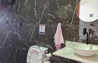 Sobrado novo e lindo com piscina - Foto 68