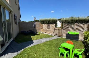 Perle Beach, Petite maison située en bord de plage, piscine. - Foto 25