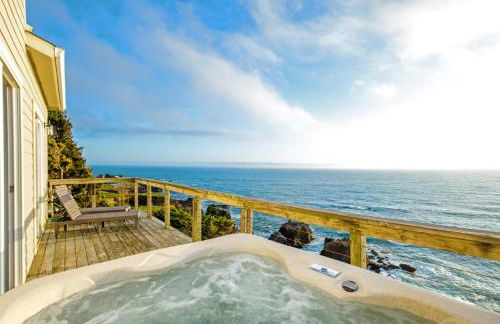 Exquisite Oceanview! by OceanviewHotTubs Oceanfront! Shelter Cove, CA Tesla EV station - Foto 19