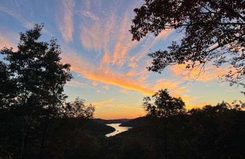 The Sunrise Cabin with Amazing Views - Foto 19