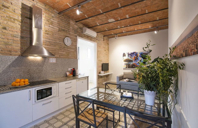 Happy People Gaudi Sant Pau - Foto 64