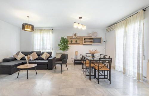 Chalet con piscina a 10 minutos de Granada - Foto 1