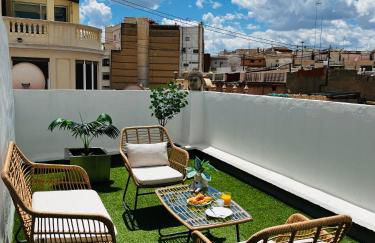 Travel Habitat - Ático Centro - Photo 1