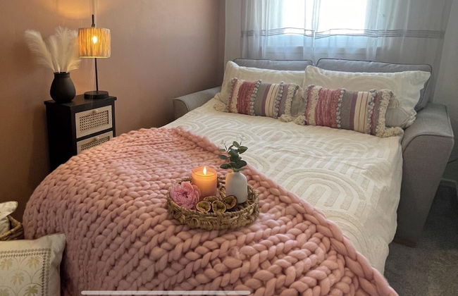 Stylish Scottish House With Garden and Parking - Foto 6