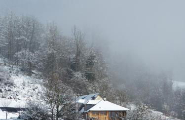 Eco-grange au milieu de notre ferme biologique O'Naturel - Foto 1