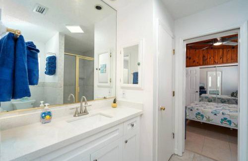 Waterfront Anchor House with Boat Basin & Ramp - Foto 15